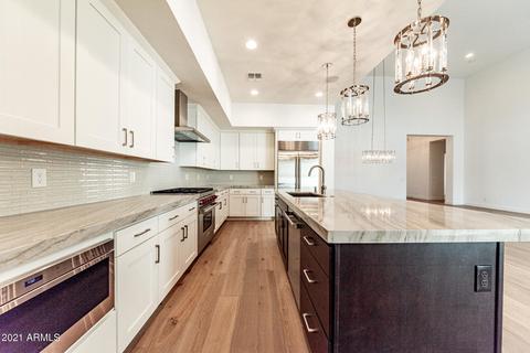 3907 E Sheila Ln, Phoenix, AZ 85018 photo 9