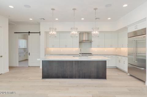 3907 E Sheila Ln, Phoenix, AZ 85018 photo 13