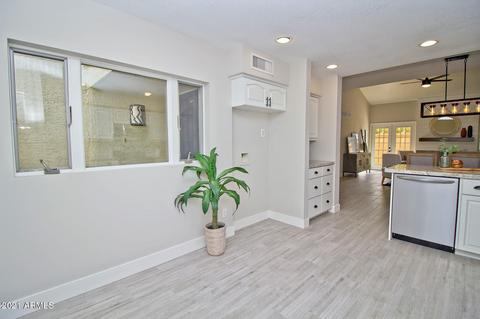 5711 N 24th Pl, Phoenix, AZ 85016 photo 9