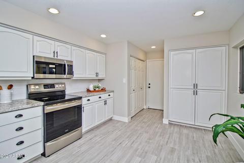 5711 N 24th Pl, Phoenix, AZ 85016 photo 8