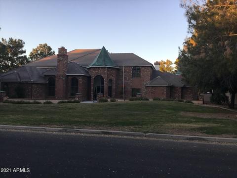 700 Encinas Ave, Gilbert, AZ 85234 photo 1