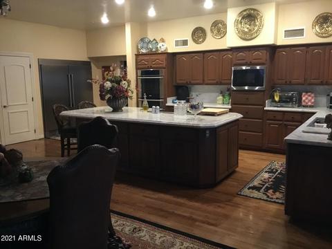 700 Encinas Ave, Gilbert, AZ 85234 photo 4