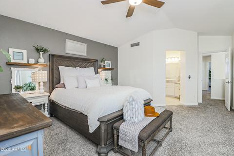 3917 E Kimberly Way, Phoenix, AZ 85050 photo 9