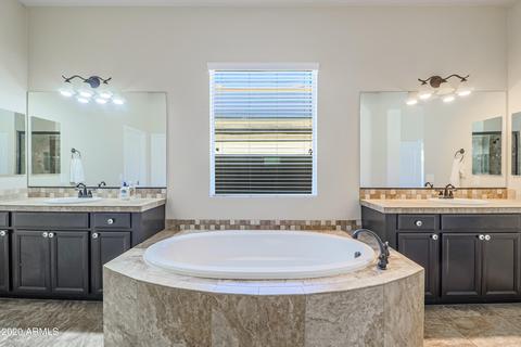 9905 S 6th Pl, Phoenix, AZ 85042 photo 9