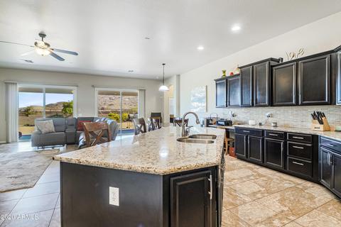 9905 S 6th Pl, Phoenix, AZ 85042 photo 5