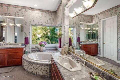 3016 E Squaw Peak Cir, Phoenix, AZ 85016 photo 23