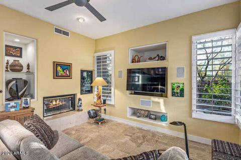3016 E Squaw Peak Cir, Phoenix, AZ 85016 photo 12
