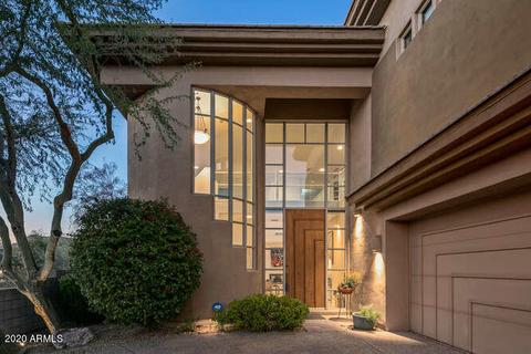 3016 E Squaw Peak Cir, Phoenix, AZ 85016 photo 2