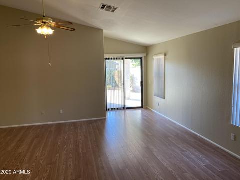 3335 E Hononegh Dr, Phoenix, AZ 85050 photo 12