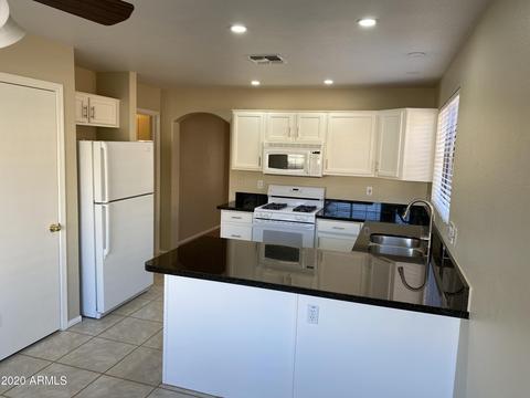 3335 E Hononegh Dr, Phoenix, AZ 85050 photo 7
