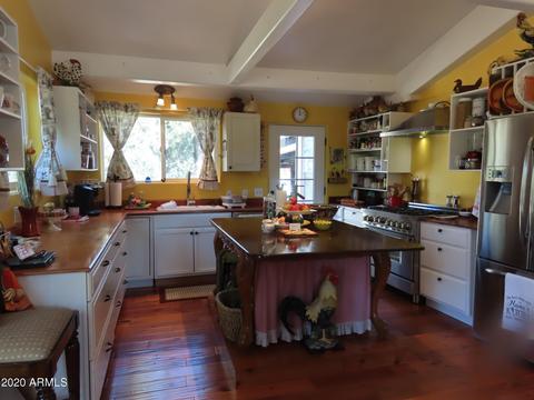 52187 E Black Jack Rd, Miami, AZ 85539 photo 4
