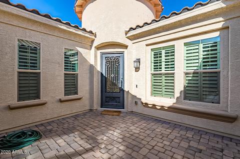 2262 E Tomahawk Dr, Gilbert, AZ 85298 photo 4
