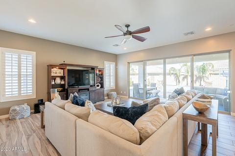 2262 E Tomahawk Dr, Gilbert, AZ 85298 photo 19