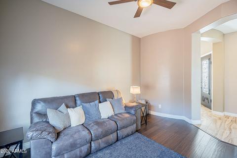 2262 E Tomahawk Dr, Gilbert, AZ 85298 photo 9