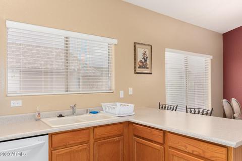 2223 E Ruby Ln, Phoenix, AZ 85024 photo 11