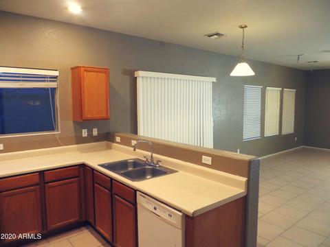 1300 S Bridgegate Dr, Gilbert, AZ 85296 photo 9
