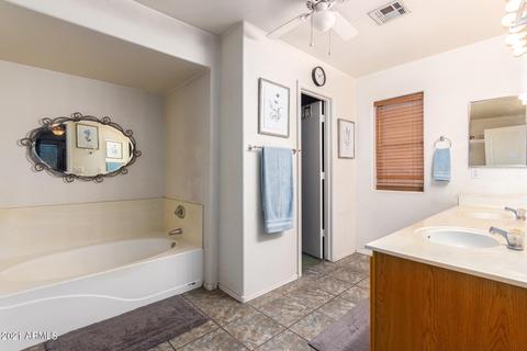 240 E Jasper Ct, Gilbert, AZ 85296 photo 23