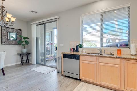 926 E Sherri Dr, Gilbert, AZ 85296 photo 14
