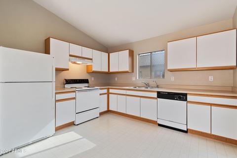 700 S Thunderbird Dr, Apache Junction, AZ 85120 photo 10