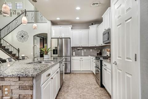 3141 E Chisum Ln, Gilbert, AZ 85297 photo 12