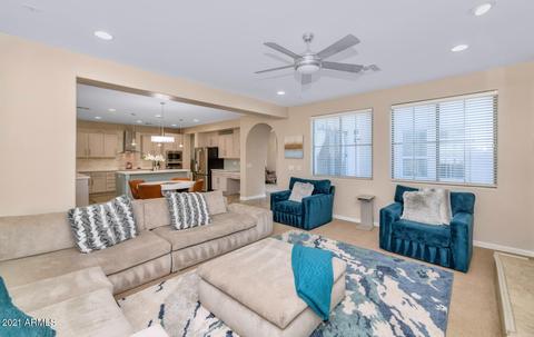 3976 E Robin Ln, Phoenix, AZ 85050 photo 9