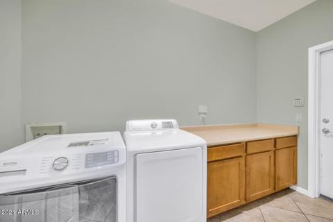 3976 E Robin Ln, Phoenix, AZ 85050 photo 27