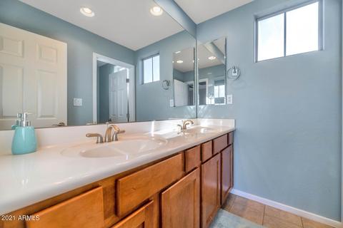3976 E Robin Ln, Phoenix, AZ 85050 photo 25