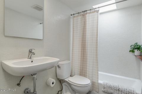 4401 N 40th St #14, Phoenix, AZ 85018 photo 24