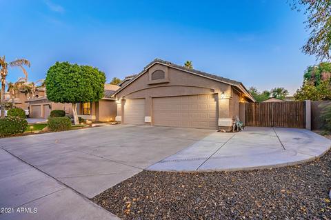 1455 E Toledo St, Gilbert, AZ 85295 photo 1