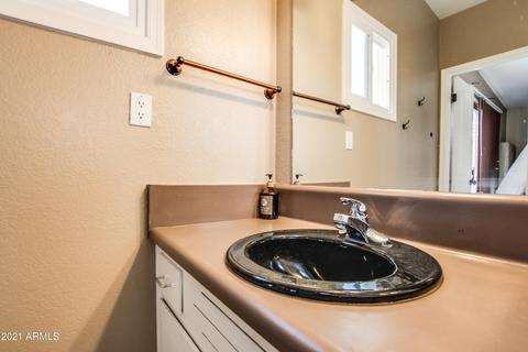 3814 E Shaw Butte Dr, Phoenix, AZ 85028 photo 12