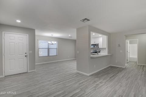 8529 E Lakeview Ave, Mesa, AZ 85209 photo 3