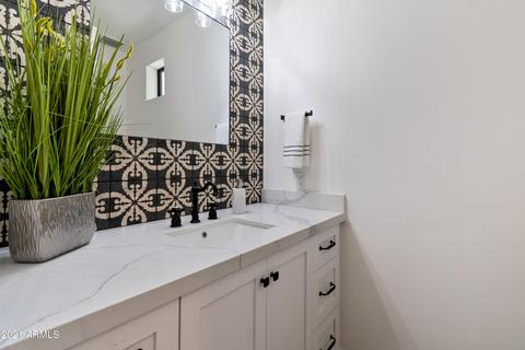 3906 E Flower St, Phoenix, AZ 85018 photo 23