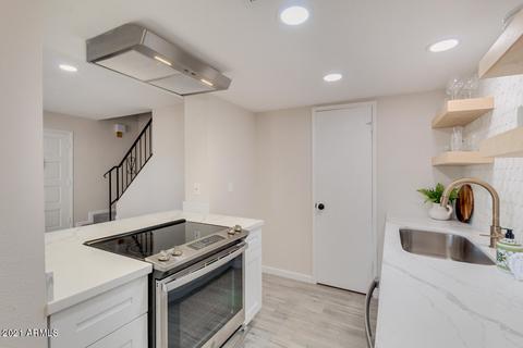 703 E Cochise Dr #A, Phoenix, AZ 85020 photo 9