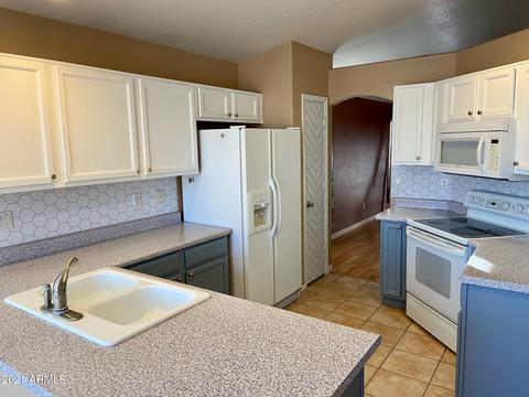 2558 S Terrell --, Mesa, AZ 85209 photo 4