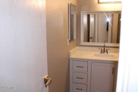4706 E Greenway St, Mesa, AZ 85205 photo 6