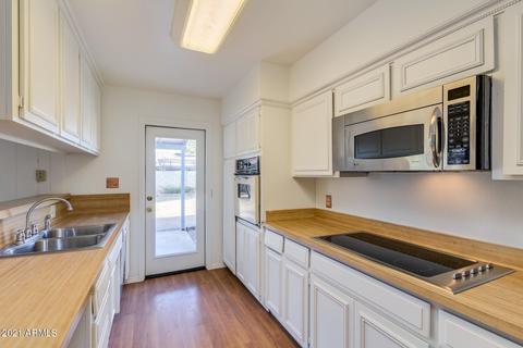 2902 W Redfield Rd, Phoenix, AZ 85053 photo 13