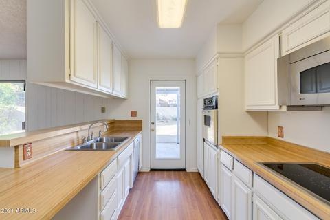 2902 W Redfield Rd, Phoenix, AZ 85053 photo 14