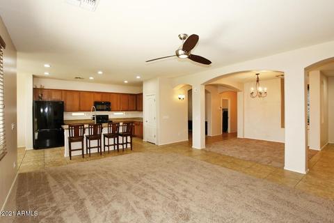 667 E Hummingbird Way, Gilbert, AZ 85297 photo 11