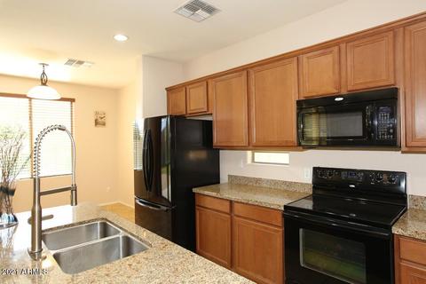 667 E Hummingbird Way, Gilbert, AZ 85297 photo 13