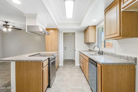 4009 W Denton Ln, Phoenix, AZ 85019 photo 12