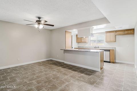 4009 W Denton Ln, Phoenix, AZ 85019 photo 9