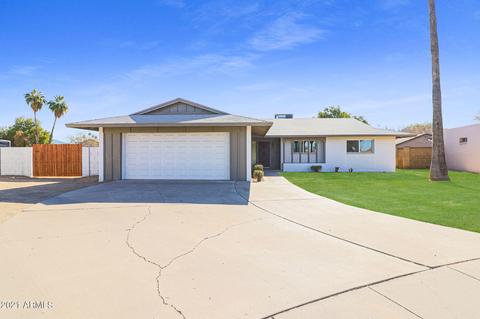 4009 W Denton Ln, Phoenix, AZ 85019 photo 3