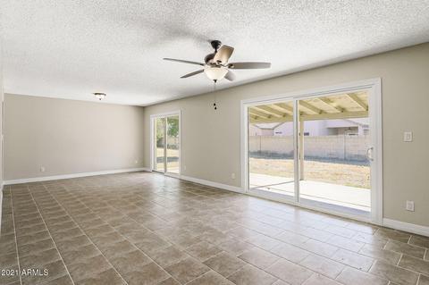 4009 W Denton Ln, Phoenix, AZ 85019 photo 5