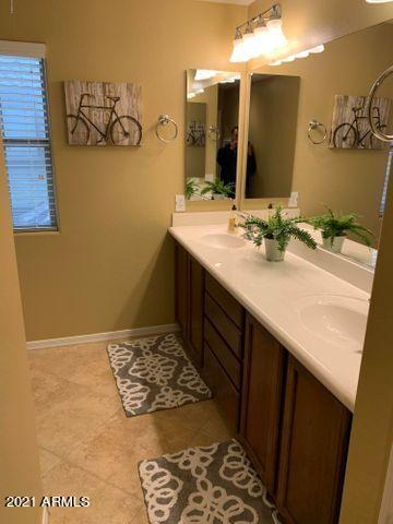 3940 E Melinda Dr, Phoenix, AZ 85050 photo 13