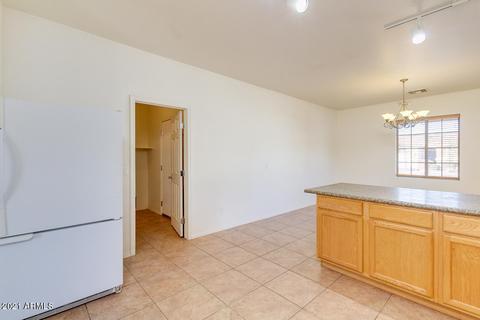1569 E Azalea Dr, Gilbert, AZ 85298 photo 12