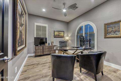 3707 E Crest Ln, Phoenix, AZ 85050 photo 6