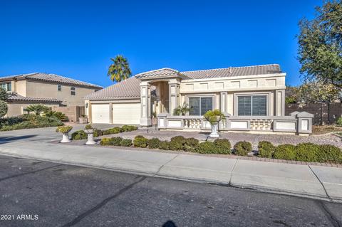 2672 E Arabian Dr, Gilbert, AZ 85296 photo 2