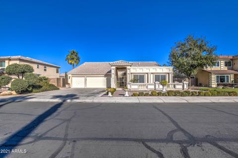2672 E Arabian Dr, Gilbert, AZ 85296 photo 1