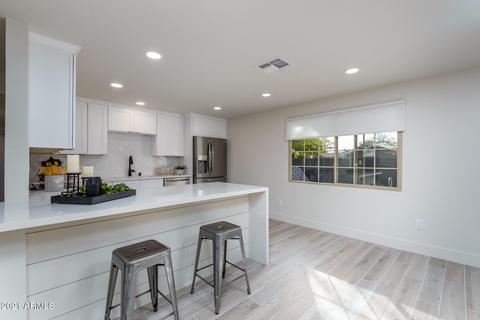 3739 E Winchcomb Dr, Phoenix, AZ 85032 photo 5