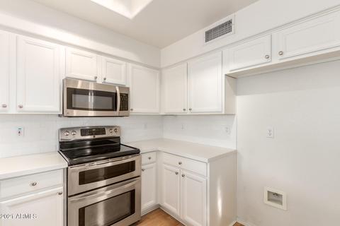 3439 E Renee Dr, Phoenix, AZ 85050 photo 8